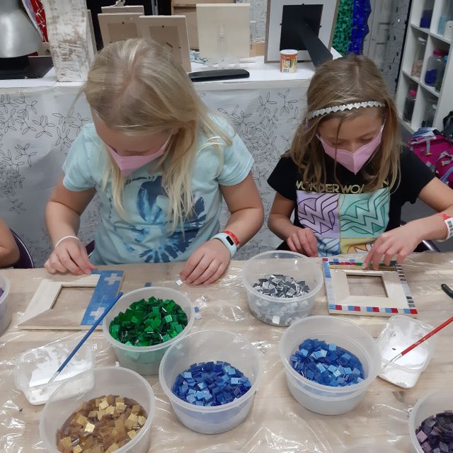 Guided Gaudí’s Trencadís Mosaic Workshop in Barcelona - Grouting and collecting your finished piece
