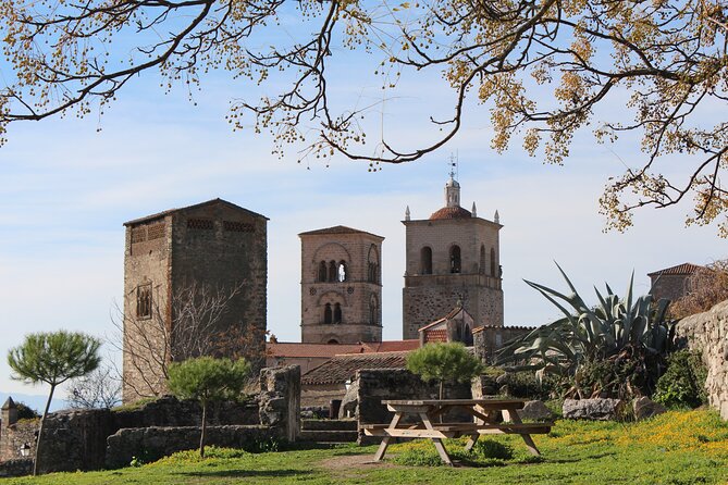 Guided Tour of Historic and Monumental Trujillo - Pizarro’s house and Trujillo’s overseas connections
