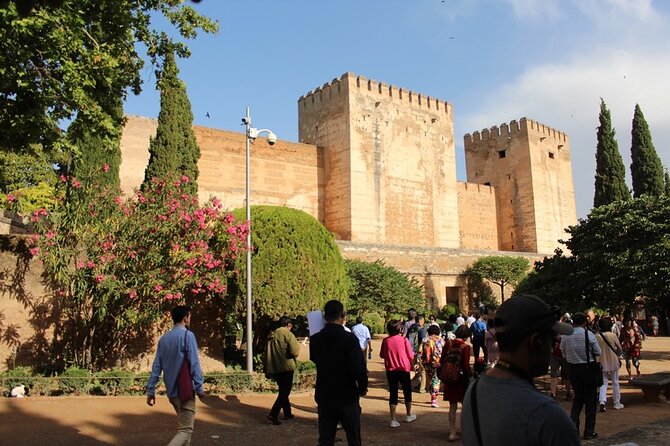 Guided visit to the Alhambra, Nasrid Palaces and Generalife - What the $66.42 price includes