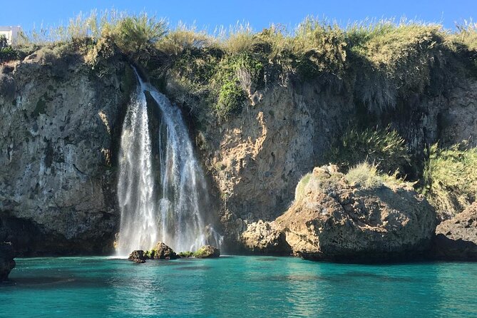 Half-Day Luxury Catamaran Sailing Cruise in Granada - Punta de la Mona and the bay of La Herradura