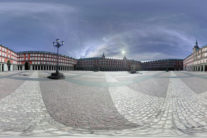 Historic Madrid Virtual Reality Experience with an Official Guide - Plaza Mayor: public life in the Golden Age
