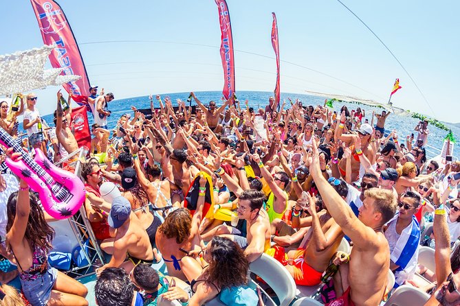 Ibiza Ocean Club Boat Party with 3 Hours Premium Drinks and DJ - Drinks and food: useful, but read the wording carefully
