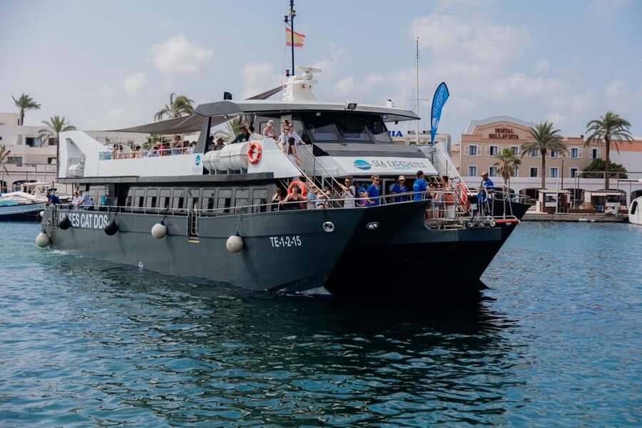 Ibiza: Platja d'en Bossa Round-Trip Transfer to Formentera - Your free time on Formentera
