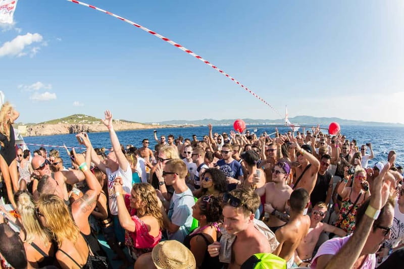 Ibiza: Sunset Boat Party Cruise with DJs with 2 Clubs - Getting to the boat in San Antonio