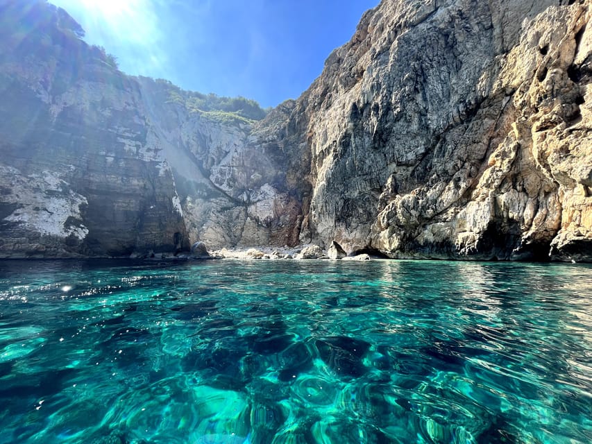 Jávea: Cala Portixol Kayak Tour with Snorkel & Cliff Jumping - Key things to know before you paddle