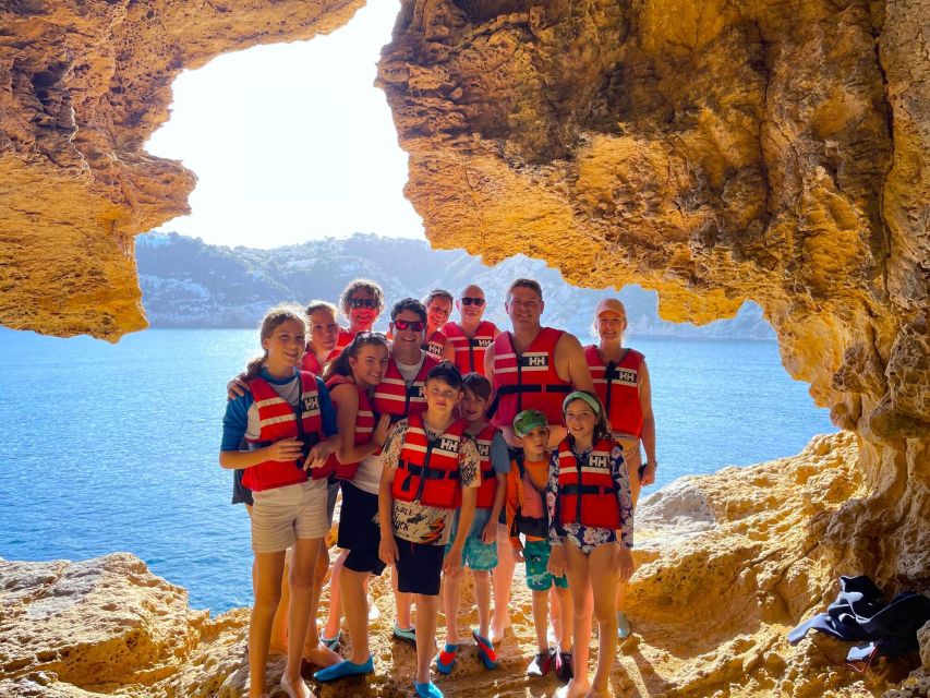 Jávea: Cala Portixol Kayak Tour with Snorkel & Cliff Jumping - Who should book this Jávea kayak tour?