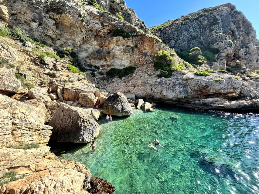 Jávea: Cala Tango and San Antonio Nature Reserve Kayak Tour - Cala Tango brings the cliff jumping