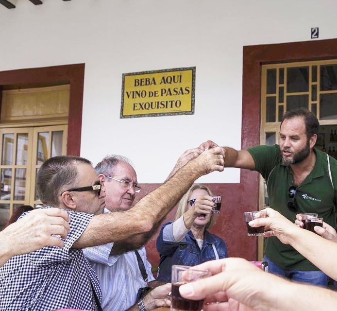 Jerez: Guided Winery Tour with Wine Tasting - Entering a winery with 138 years of local character