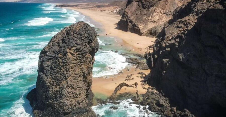 Kingdom Jandia: Cofete Beach & Roque Del Moro - Walking to Roque del Moro