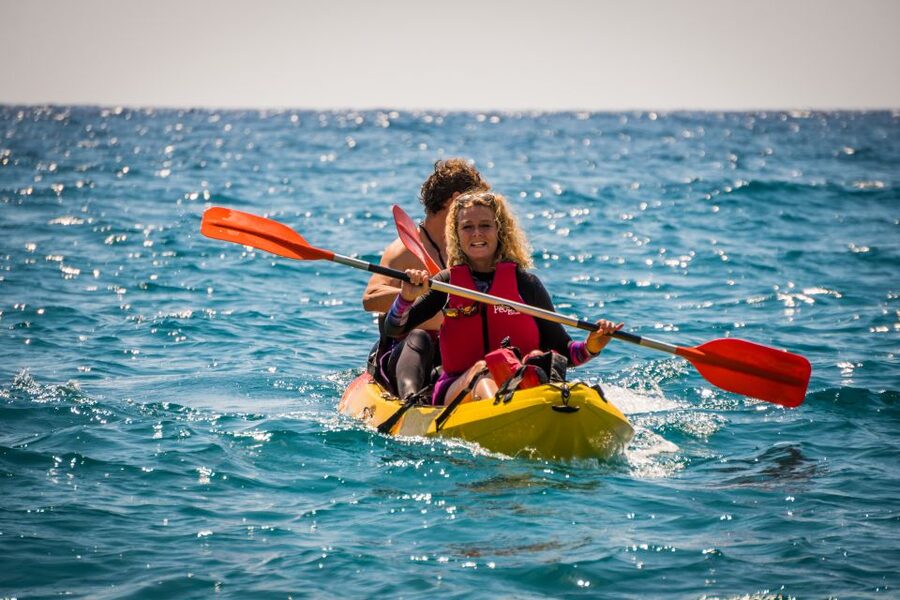 La Herradura: Cerro Gordo Natural Park Kayak & Snorkel Tour - Why La Herradura is such a good launch point