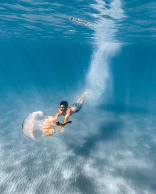 La Herradura: Kayak & Snorkel Tour to Cerro Gordo Reserve - The downloadable photos are a worthwhile bonus