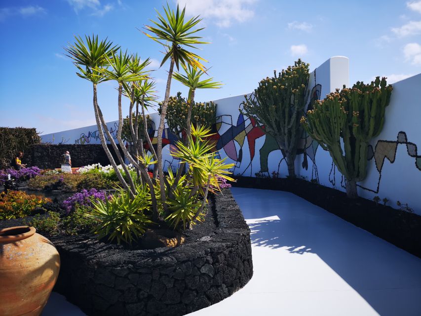 Lanzarote: César Manrique Foundation and Teguise Market - A practical look at the 4.5-hour schedule
