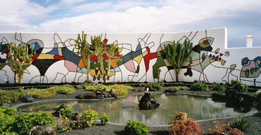 Lanzarote: César Manrique Foundation and Teguise Market - Famara Beach is a quick taste of the coast