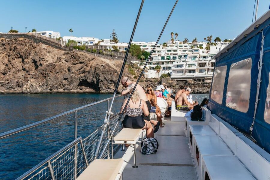 Lanzarote: Day Trip to the Papagayo Beaches by Catamaran - Paella, pasta, and an open bar