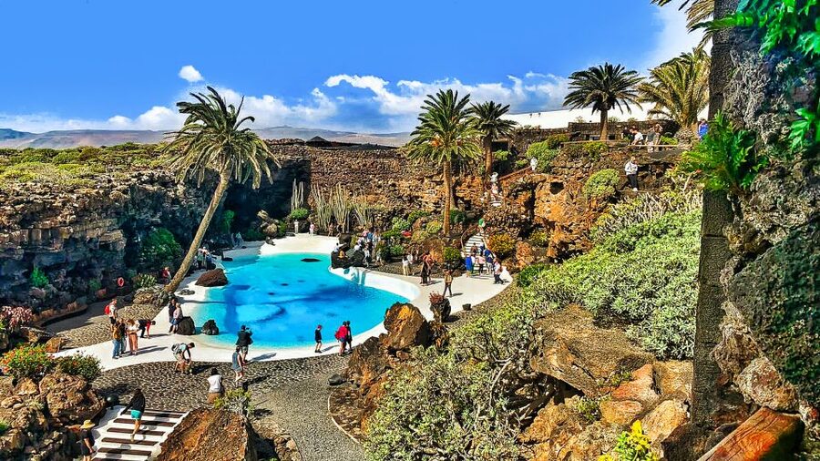 Lanzarote: Full-Day Island Highlights Tour - The Green Lagoon and Costa de las Lavas