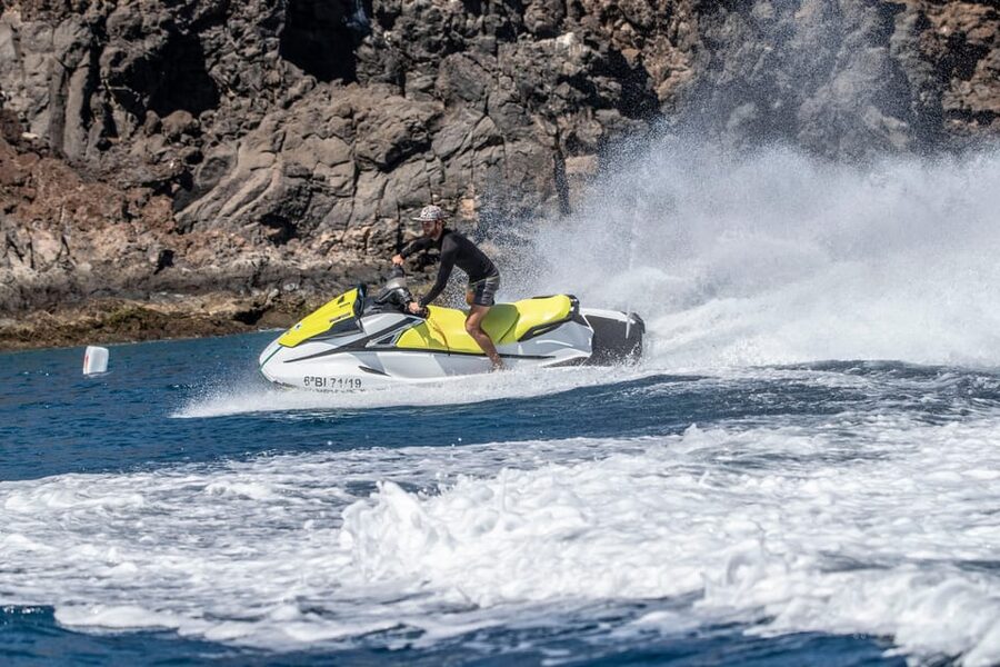 Lanzarote: Jet Ski Tour - Getting comfortable with the jet ski