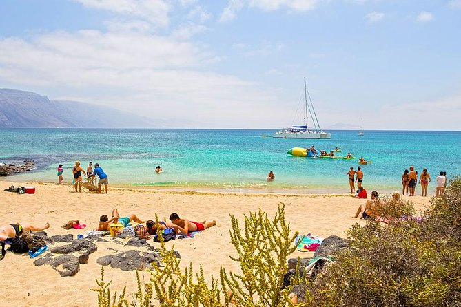 Lanzarote: La Graciosa island cruise with lunch and water activities - Why La Graciosa makes a good day from Lanzarote