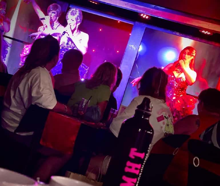 Lanzarote: MHT - Music Hall Tavern - Comedy Drag Dinner Show - Booking, cancellation, and useful planning tips