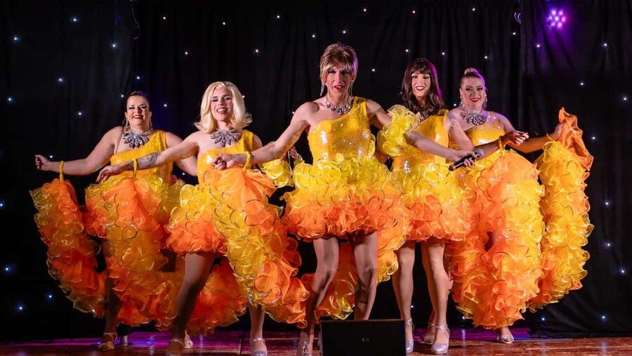Lanzarote: MHT - Music Hall Tavern - Comedy Drag Dinner Show - Who will enjoy this show most?