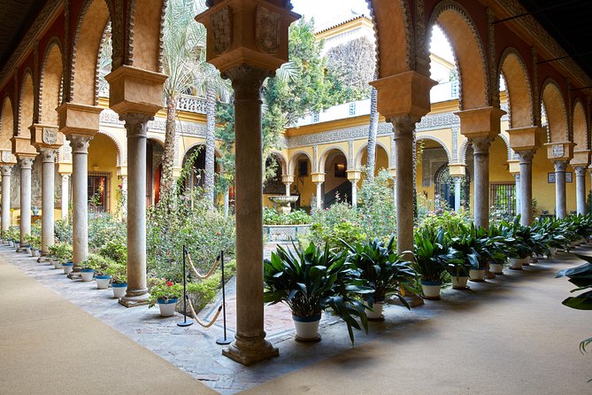"Las Dueñas" Palace ticket + Audioguide - Why Las Dueñas feels different from Seville’s larger sights