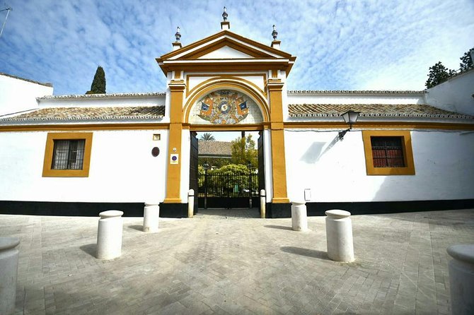 "Las Dueñas" Palace ticket + Audioguide - What the English audioguide adds