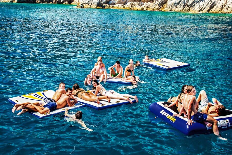 Lloret de Mar: Catamaran Sailing Cruise with BBQ and Drinks - The first hour along the Costa Brava