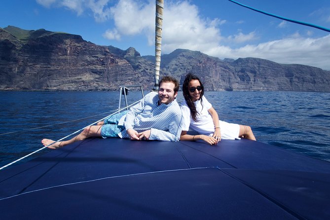 Los Gigantes Whale Watching Charter by Sail Boat - What the three-hour outing feels like