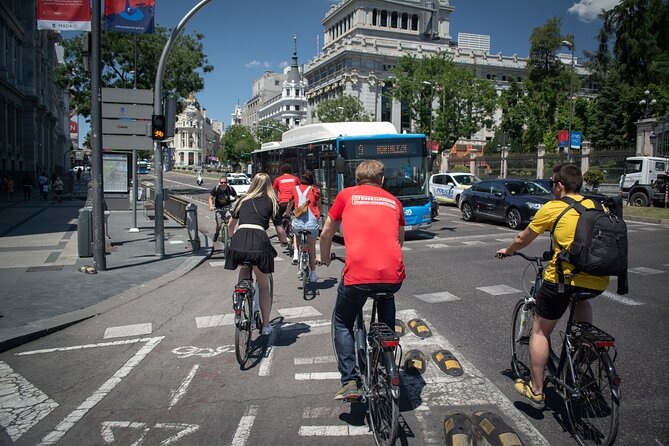 Madrid: 3 hour Guided Highlights Bike Tour with Optional Tapas - Finishing at Puerta del Sol