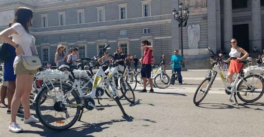 Madrid: 3-Hour Sightseeing Tour by Electric Bike - Starting at Calle de Santiago and Plaza San Miguel