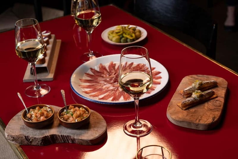 Madrid: Authentic Flamenco at Flamenco de Leones with drink - Why Flamenco de Leones works for a Madrid evening
