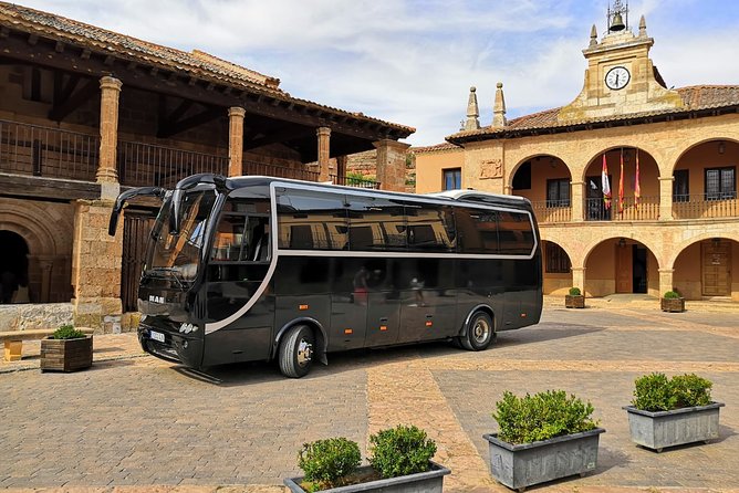 Madrid Barajas Airport Private Transfer To Madrid City - Service quality: helpful, but not perfectly uniform