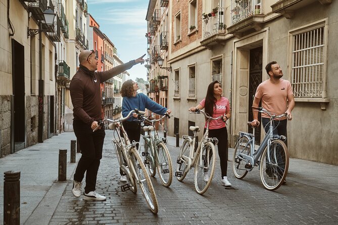 Madrid: City Highlights Guided Vintage Bike Tour - Plaza de la Villa, San Miguel Market, and Plaza Mayor