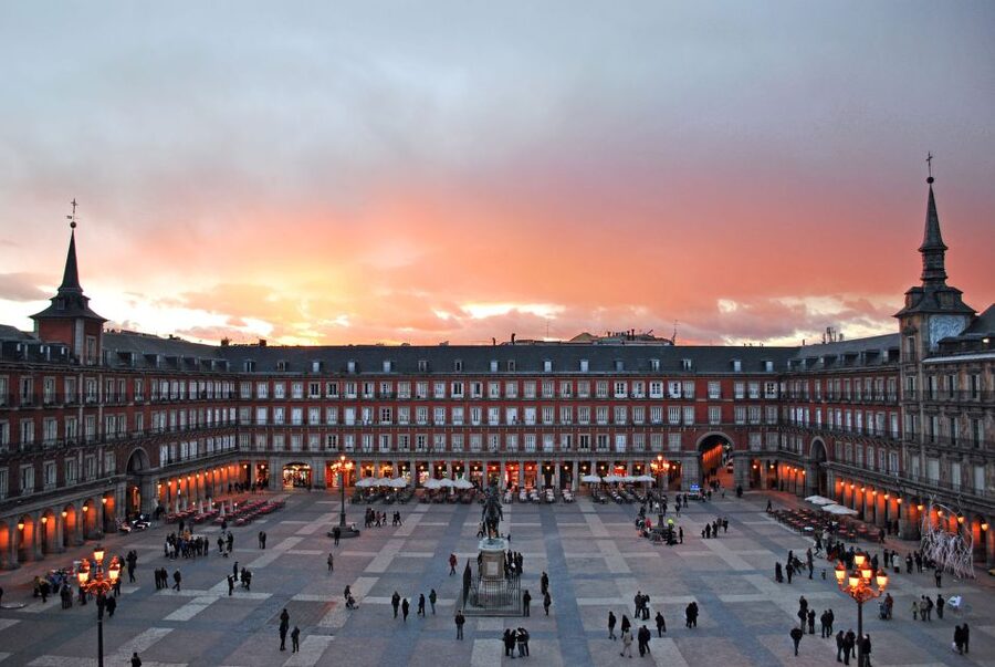Madrid: City Highlights Guided Walking Tour - Panoramic Madrid from Parque del Oeste