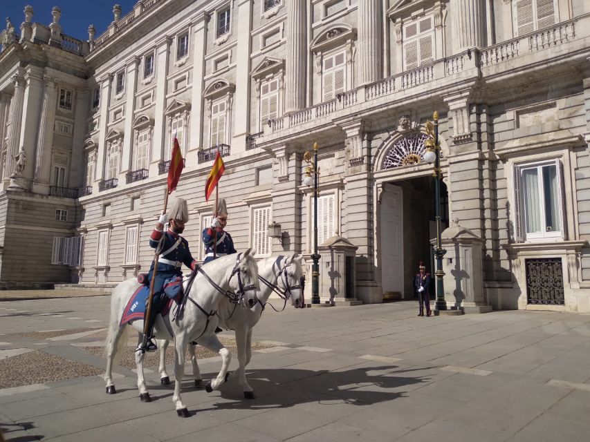 Madrid: City Highlights Guided Walking Tour - Royal history around Plaza de Oriente
