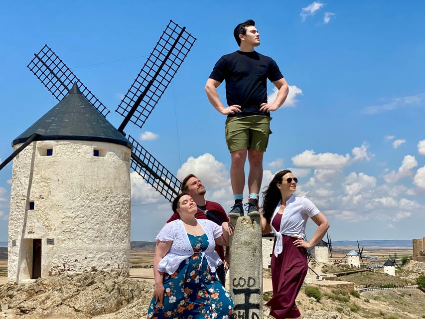Madrid: Don Quixote de la Mancha Windmills & Toledo Tour - Consuegra and the hill of Don Quixote