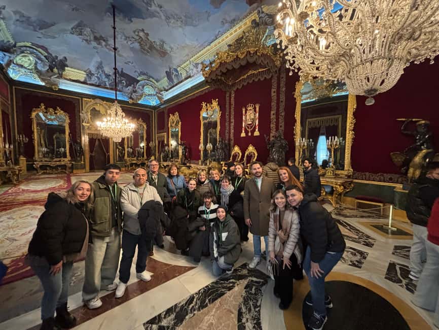 Madrid: El Prado Museum and the Royal Palace Guided Tour - Guides who make the five hours easier
