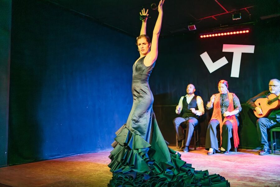 Madrid: Flamenco Show at Tablao "Las Tablas" with Drink - Simple ways to make the evening better