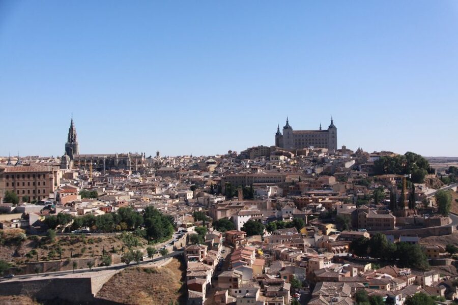 Madrid: Full-Day Guided Tour of Toledo with Cathedral Visit - Key points to know before booking