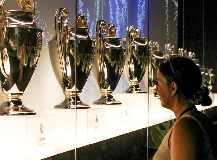 Madrid: Guided Tour of Bernabéu Stadium - What the guide adds in 90 minutes