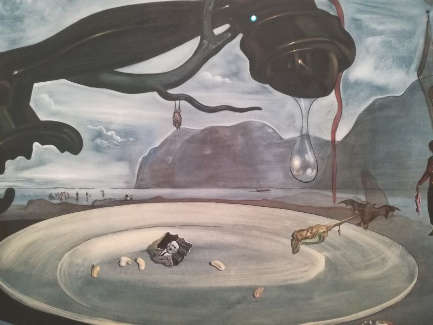 Madrid: Guided Tour of Reina Sofía Museum with Entry Ticket - The Guides: Storytelling Matters More Than a Lecture