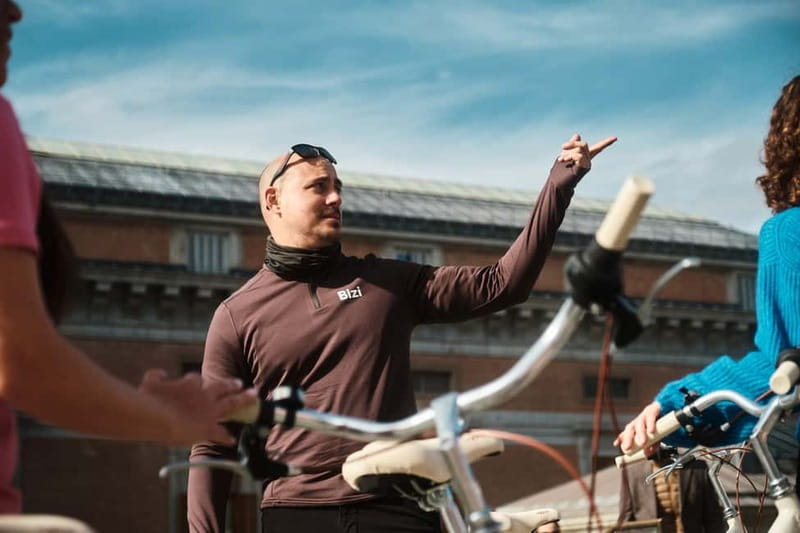 Madrid: Highlights Guided Vintage Bike Tour and Tapas Option - Five things worth knowing before you book