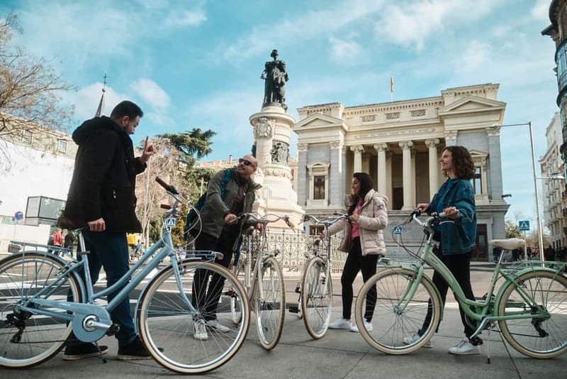 Madrid: Highlights Guided Vintage Bike Tour and Tapas Option - Starting in the Literary Quarter at Calle de Moratín
