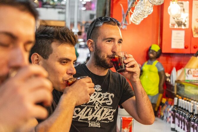 Madrid Historic Centre Food Tour with Authentic Tapas & Wines - Key points to know before booking