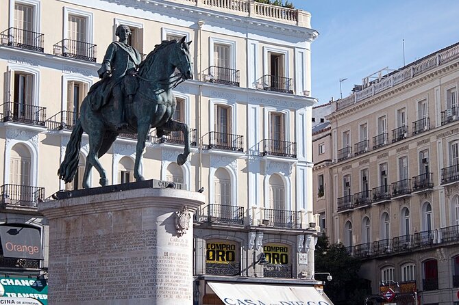 Madrid Historic Centre Food Tour with Authentic Tapas & Wines - Tapas, cider, vermouth, and the daily surprise