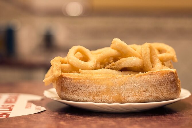 Madrid Historic Centre Food Tour with Authentic Tapas & Wines - What the guides add to the experience