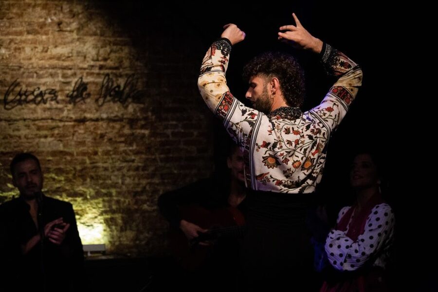 Madrid: La Cueva de Lola Flamenco Show Tickets with Drink - Is $38 good value in central Madrid?
