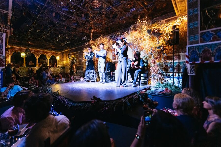 Madrid: Live Flamenco Show with Food and Drinks Options - How the timing works on the night