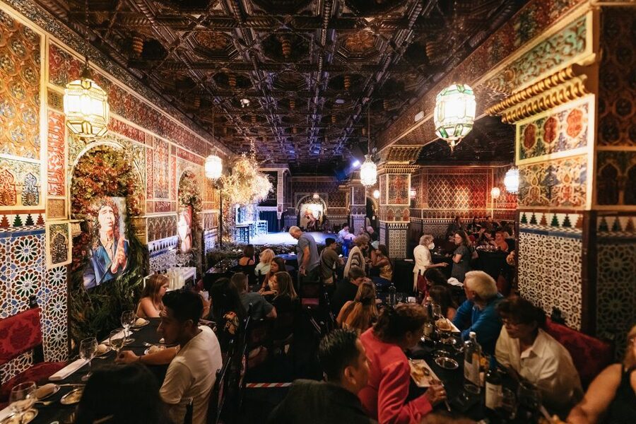 Madrid: Live Flamenco Show with Food and Drinks Options - Seating and the view