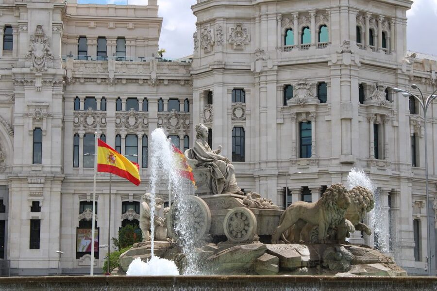Madrid: Panoramic Open-Top Bus Day or Night Tour with Guide - What the open top feels like in practice