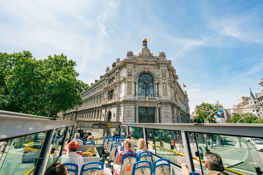 Madrid: Panoramic Route City Tour - Route 2: Bernabéu, public sculpture, and modern Madrid